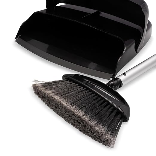 Carlisle FoodService Products Duo-Pan Upright Dust Pan and Broom Set - Image 11