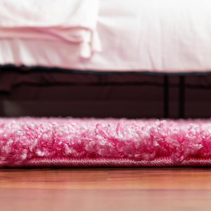 Unique Loom Solid Shag Collection Area Rug (3' 3" x 5' 3" Oval, Taffy Pink)
