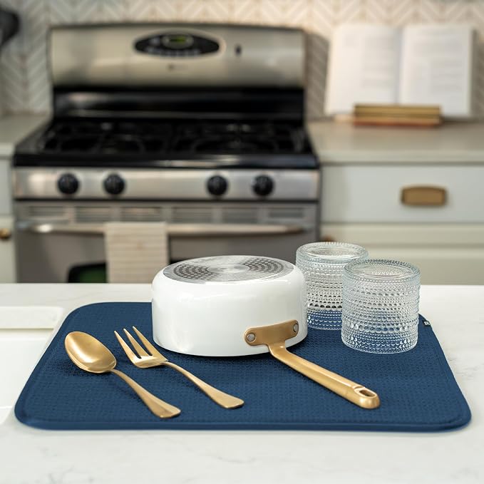 S&T INC. Dish Drying Mat, 16” x 18”, Absorbent Microfiber Kitchen Counter Mat - Image 4