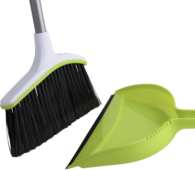 Casabella Basics 2-Piece Angled Broom and Dustpan Set - Image 3