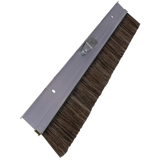 MARSHALLTOWN Aluminum Backed Concrete Broom - Image 4