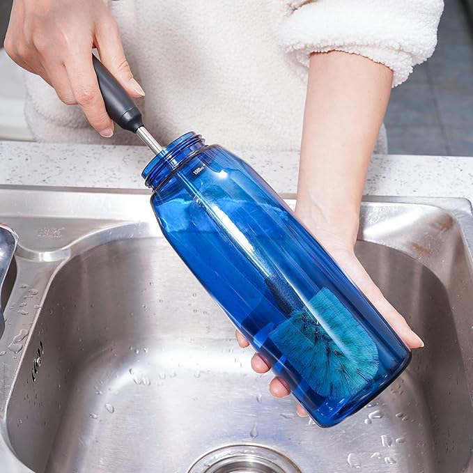 Water Bottle Cleaning Brush - Image 7