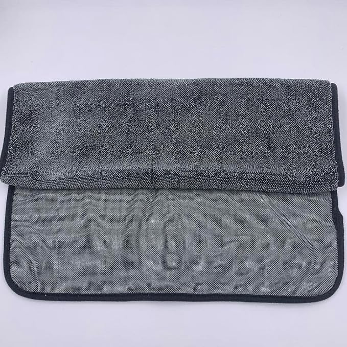 SOFTBATFY Great Very Absorbent Microfiber Car Drying Towel 36 x 24inches - Image 2