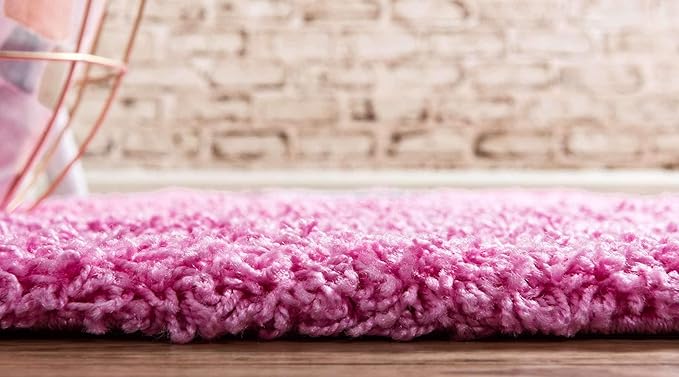 Unique Loom Solid Shag Collection Area Rug (2' 6" x 16' 5" Runner, Taffy Pink)