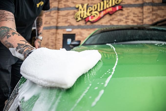 Meguiar's X3002 Microfiber Wash Mitt - Image 7