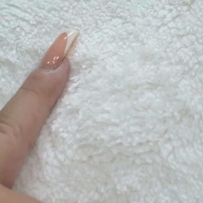 Isoclean Microfibre Towel - Image 5