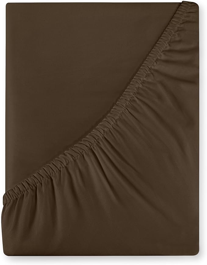 Royale Linens 400 Thread Count 100% American Grown Cotton Fitted Sheet Full Size - All Around Elastic Fitted Sheets - Luxury Sateen Weave - Snug Fit Bottom Sheet Fit Up to 16 Inch (Full, Hazel Nut)