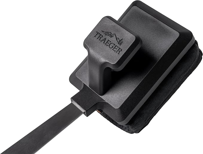 Traeger Grills BBQ Steam N' Clean Grill Brush – Bristle-Free Steam Cleaning - Image 12