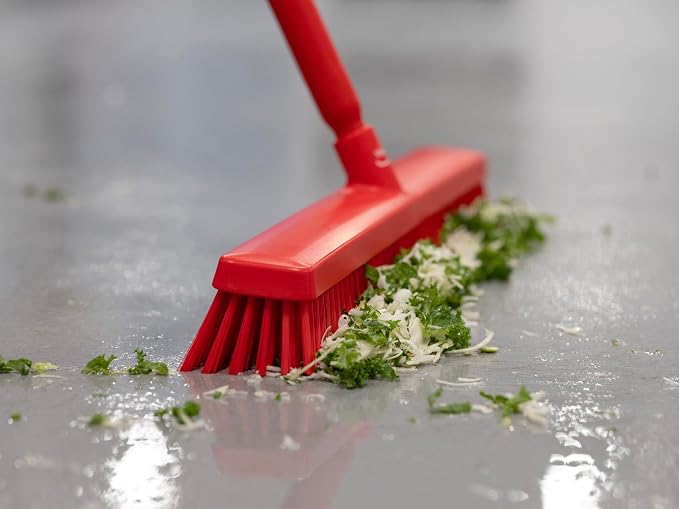 Vikan 319588 24" Heavy-Duty Push Broom, Soft/Stiff - Image 5