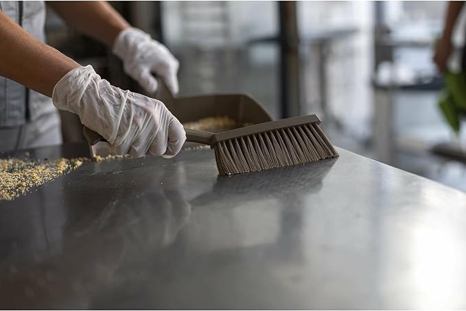 Vikan 45878 Bench Cleaning Brush, Polypropylene/Polyester Soft Bristle Dustpan - Image 8