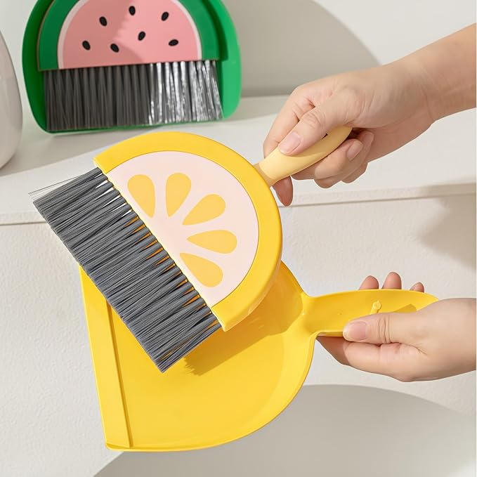 1Pcs Small Broom and Dustpan Set Cute Little Yellow Green Hand Mini Broom and - Image 2