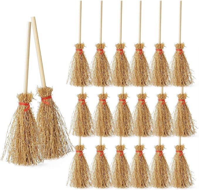 Odoria Dollhouse Straw Broom Miniature by Odoria