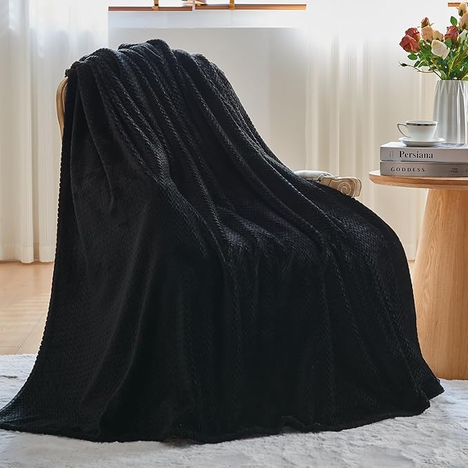 NEWCOSPLAY Super Soft Queen Blanket Black Premium Silky Flannel Fleece Leaves Pattern Lightweight Bed Blanket All Season Use (Black, Queen(90"x90"))