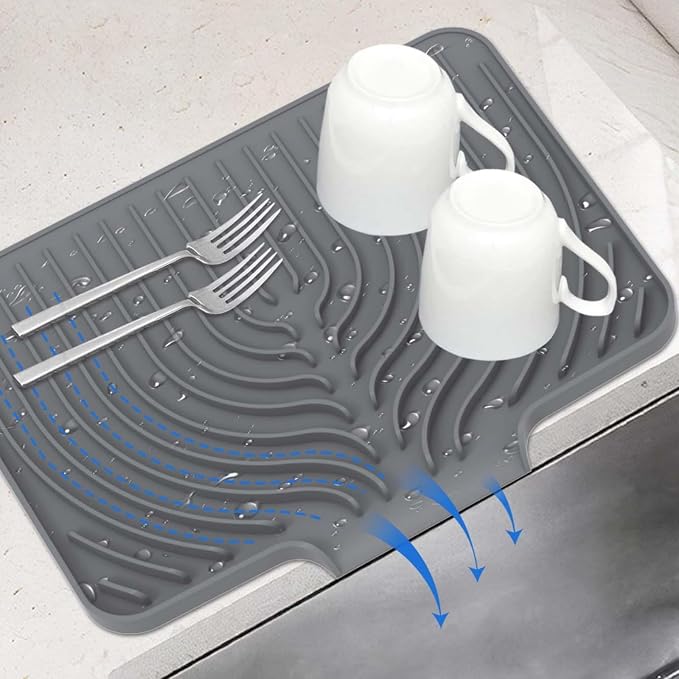 Compact Dish Drying Mat by JACZZO