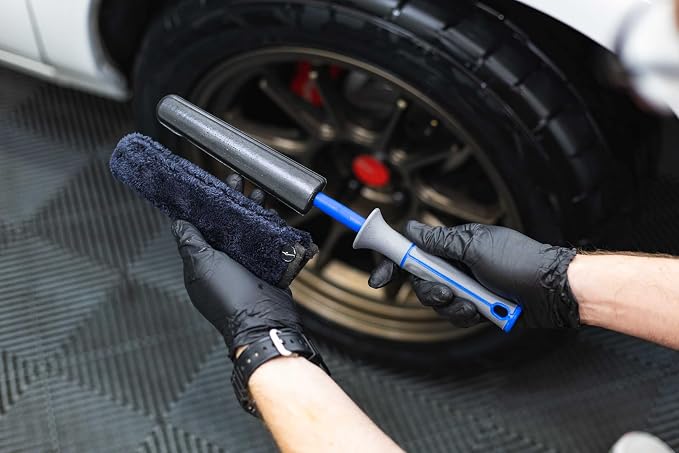 Detail Factory - Wheel Brush Mini - Ultra-Soft Cleaning - Image 3
