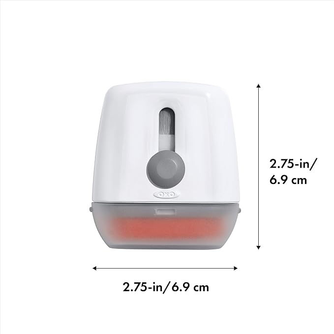 OXO Good Grips Sweep & Swipe Laptop Cleaner - Image 2
