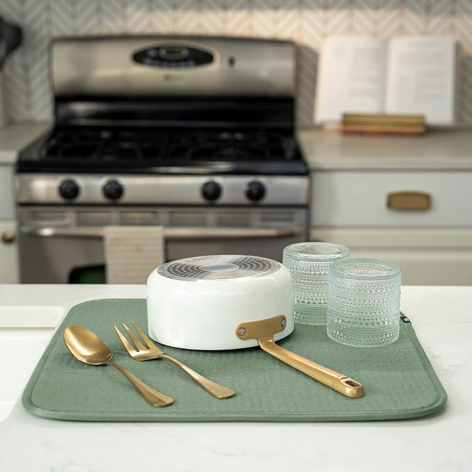 S&T INC. Dish Drying Mat, 16” x 18”, Absorbent Microfiber Kitchen Counter Mat - Image 4