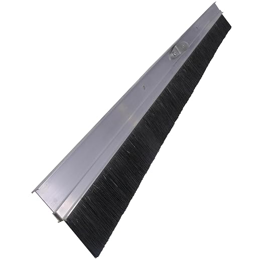 MARSHALLTOWN Aluminum Backed Concrete Broom - Image 3