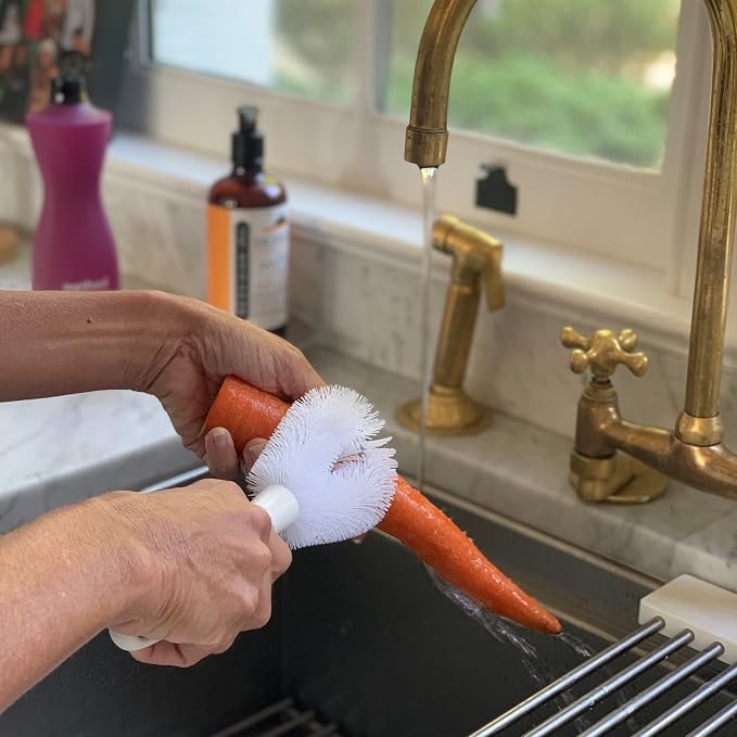 Fox Run Vegetable Cleaning Brush, Rubber Handle Produce Scrubbing Brush - Image 4
