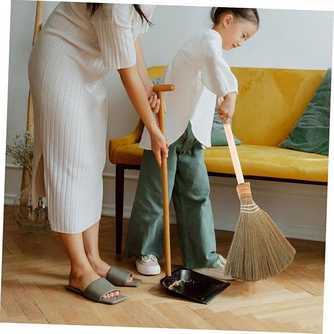 0.25kg Traditional Asian Corn Broom Soft Bristles - Image 5