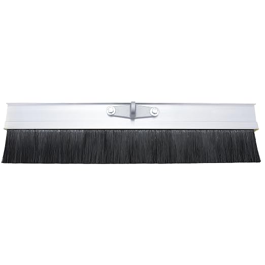 MARSHALLTOWN Aluminum Backed Concrete Broom - Image 5