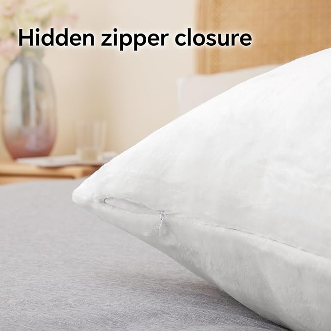 BEDELITE Flannel Pillowcases Standard Set of 2, Super Soft Fleece Pillow Case Cover with Zipper for Bedroom, Sofa, Couch,Luxury Cozy Velvet Pillow Shams for All Seasons(20x26 Inches, Bright White)