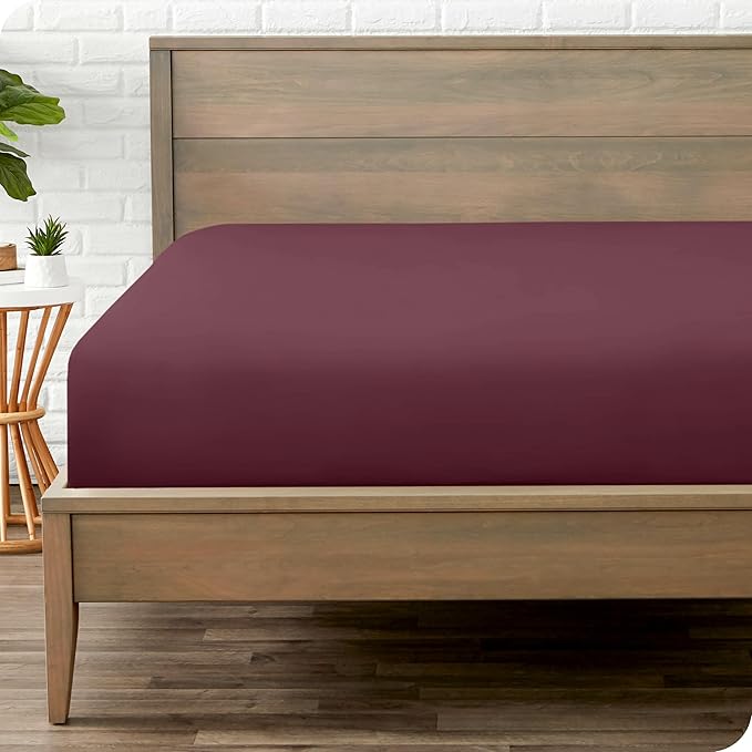 Fitted Bottom Sheet King Size - Premium 1800 Microfiber - Ultra-Soft Hotel Luxury - Deep Pocket - Durable and Long Lasting - Fitted Sheet (King, Burgundy)