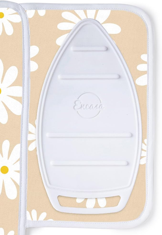 Encasa XO Ironing Mat/Pad with 3mm Padding & Silicone Iron Rest - Image 3