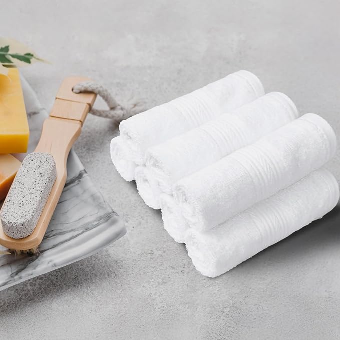 Amazon Basics Cotton Washcloths - Image 3