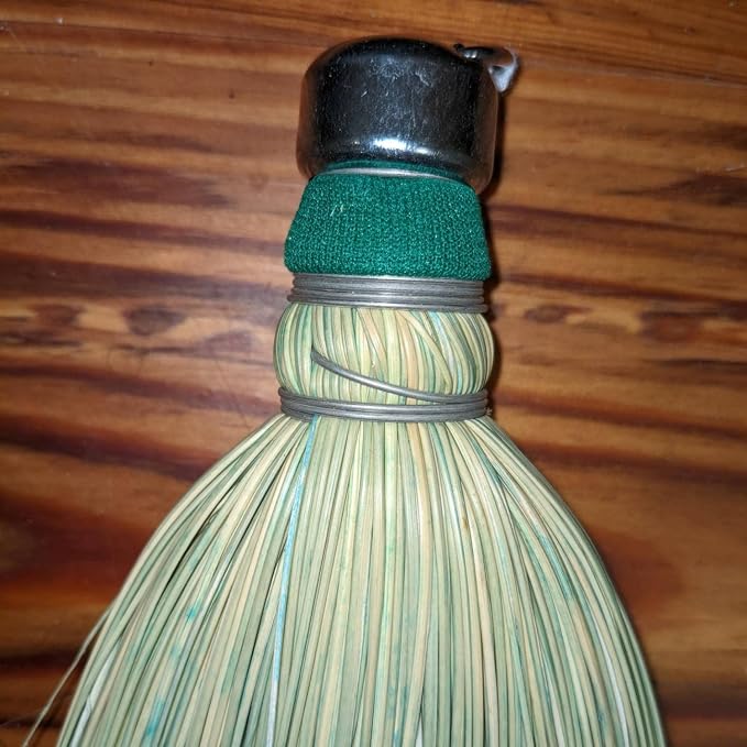 Lehman's Amish-Made Whisk Broom - Image 4