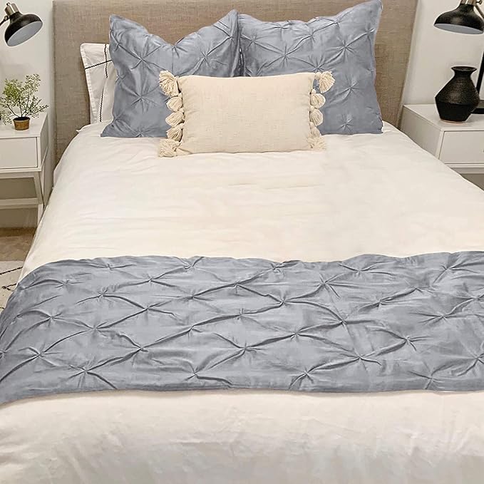 Queen Bed Runner Set - 100% Cotton 800 Thread Count - Luxury Pinch Pleated Bed Runner and 2 Pillow Covers - 3 Piece Set, Light Grey