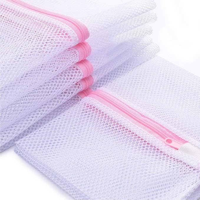 Pack of 5 Mesh Laundry Washing Bags-5 Large by Kasiria