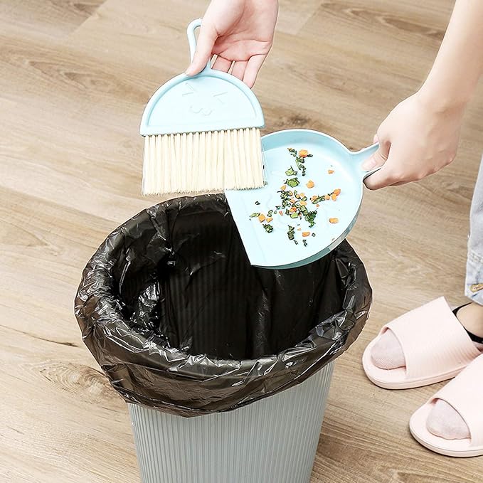 Small Dustpan and Brush kit, Plastic dust Collector - Image 5