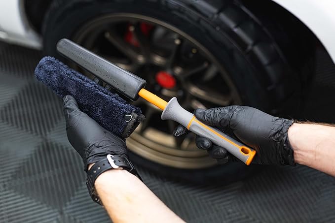 Detail Factory - Wheel Brush Mini - Ultra-Soft Cleaning - Image 4