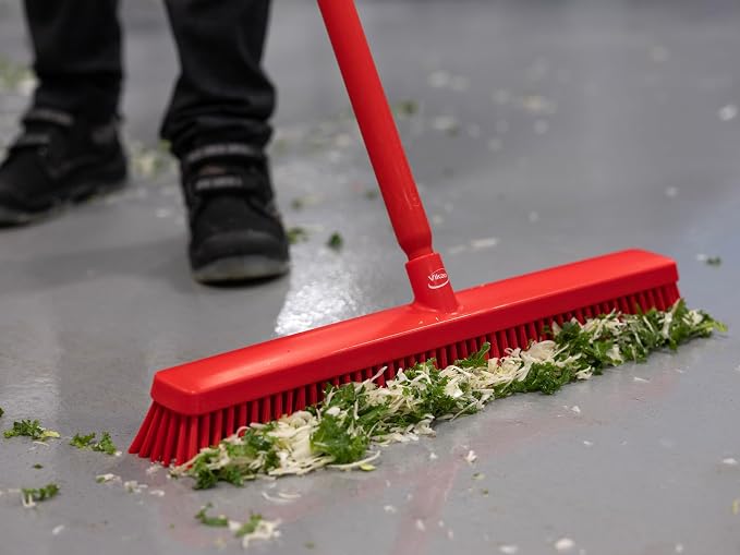 Vikan 31954 24" Heavy-Duty Push Broom, Soft/Stiff - Image 6
