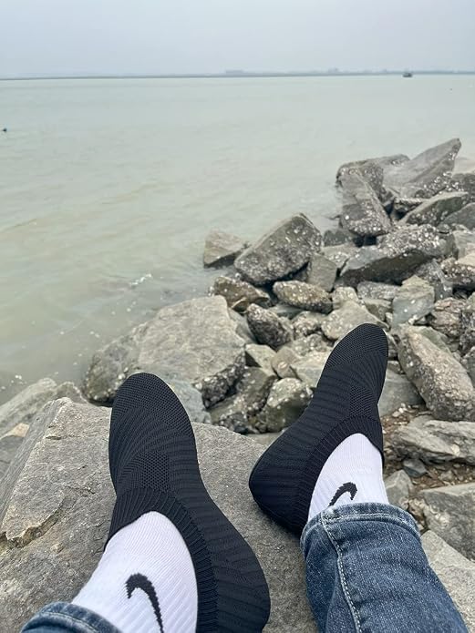 QZKDM Lightweight Slip on Grip Indoor House Slippers Barefoot Non Slip Home - Image 4