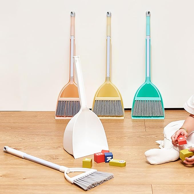 Nicunom Set of 4 Mini Broom - Image 5