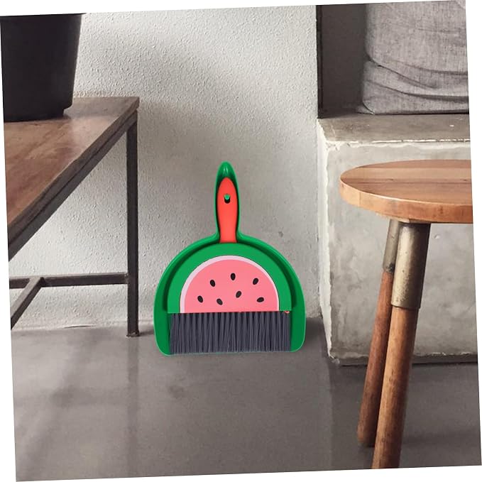 VOSAREA Small Dustpan and Brush Set Watermelon Mini Dustpan and Brush Whisk - Image 4