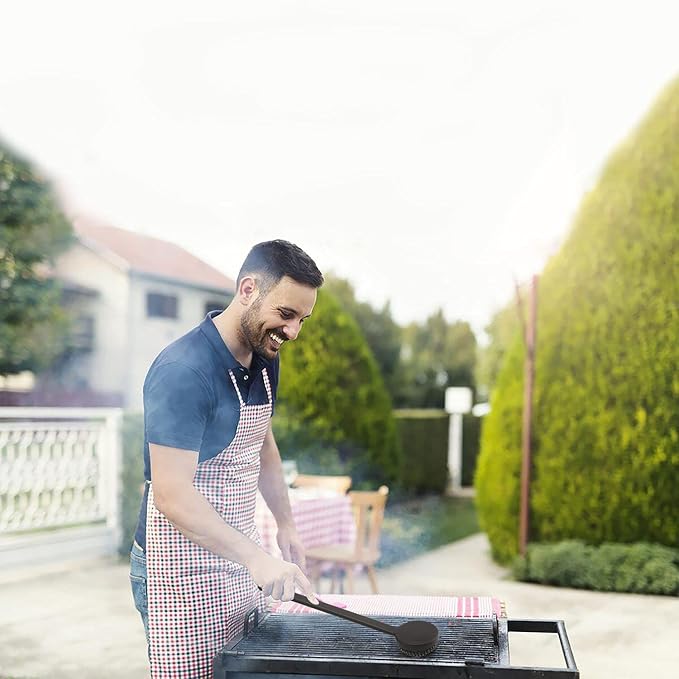 18" Long Handle Grill Brush - Image 3