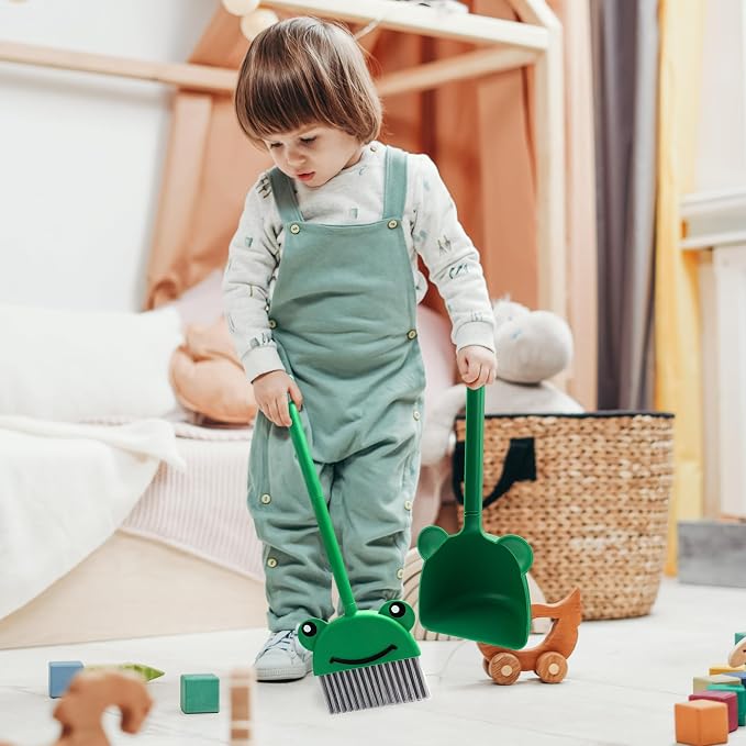 Children's Small Broom Dustpan Set Green Frog Mini Household Cleaning and - Image 3
