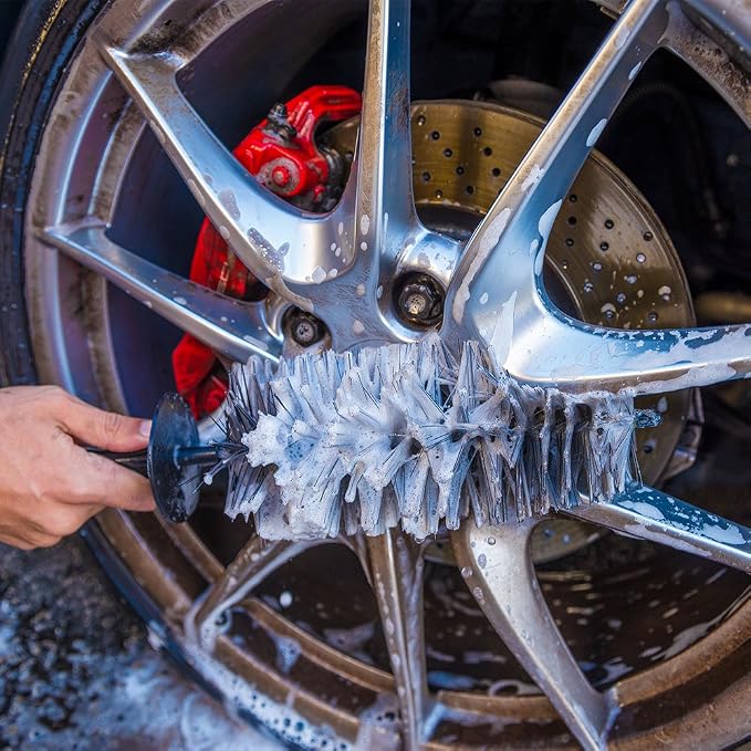 Chemical Guys ACCS37 Easy Reach Wheel and Rim Detailing Brush - Image 6