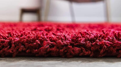Unique Loom Solid Shag Collection Area Rug (4' 1" x 6' 1" Rectangle, Cherry Red)