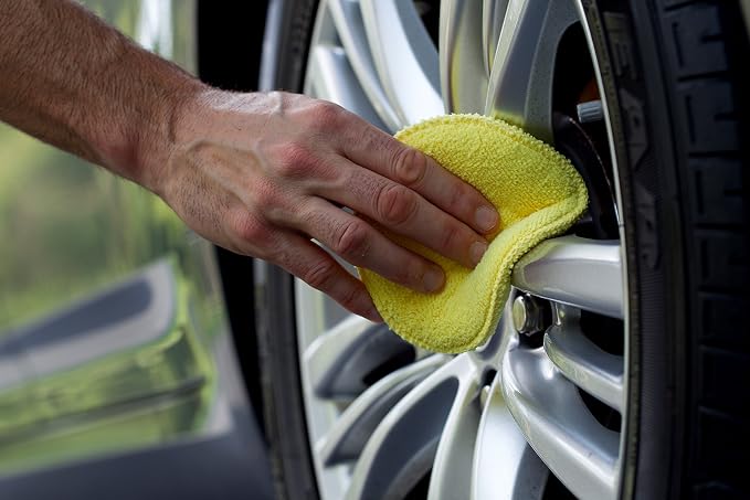 Mothers Microfiber Polishing Pad and Cleaning Pads - Image 4