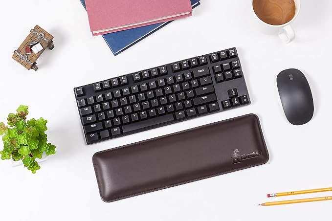 Bailey by Castle Leather Keyboard Wrist Rest - Image 7