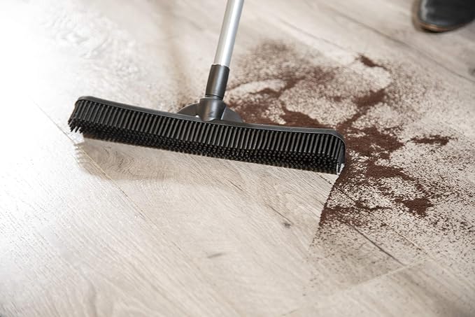 FURemover Compact Pet Hair Rubber Broom - Image 6