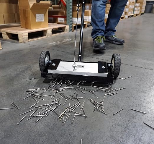 Master Magnetics Magnetic Floor Sweeper - Image 6