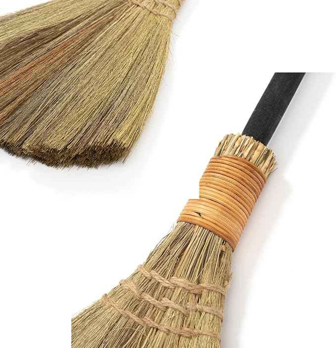 Vietnamese Straw Soft Broom - Image 4