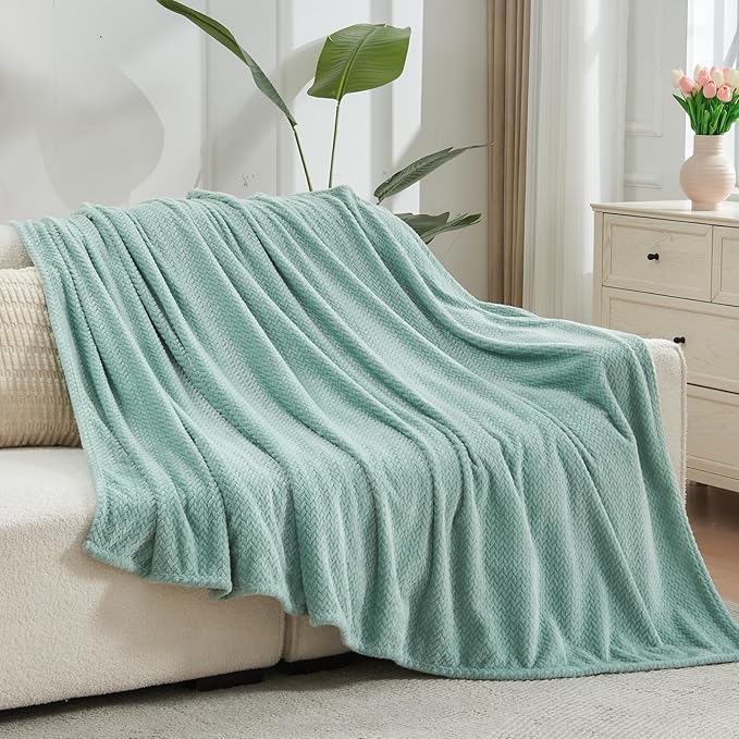 NEWCOSPLAY Super Soft Twin Blanket New Sage Green Premium Silky Flannel Fleece Leaves Pattern Lightweight Bed Blanket All Season Use (New Sage Green, Twin(60"x80"))