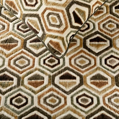 The HomeCentric Beige Bed Runner Without Pillow Cover, Full Size 68"x18" Decorative Bed Runner, Beige Velvet Bed Scarf in Quilted - Hex Element