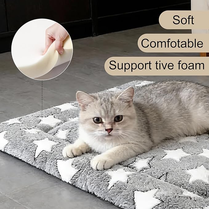 Dog Crate Mat, 4 Piece Reversible Pet Bed, Polyester, Machine Washable, Small Dogs & Cats, Rectangular, 24 x 18 x 1.3 Inches (Gray Star, 18" L x 14" W x 1.5Th)